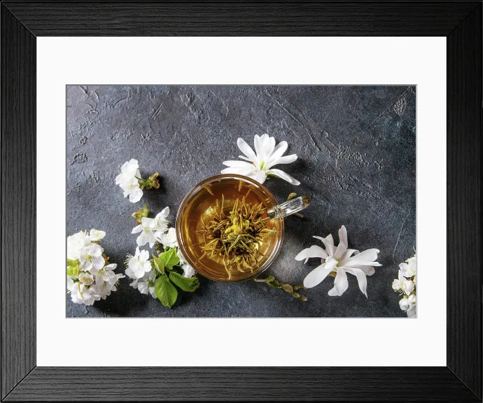Framed Print : Tee mit Frühlingsblumen Tee mit Frühlingsblumen Copyright: xZoonar.com / NatashaxBreenx 23109926 Framed Print : Tee mit Frühlingsblumen Tee mit Frühlingsblumen Copyright: xZoonar.com / NatashaxBreenx 23109926