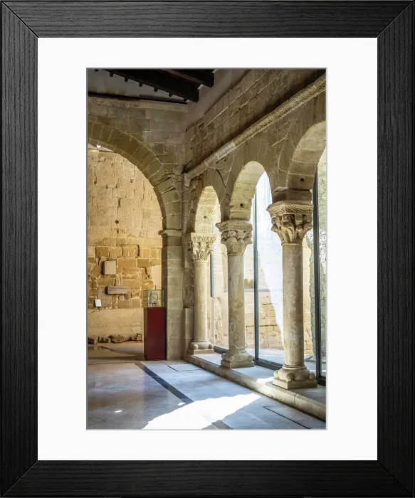 Framed Print : Kreuzgang der Kathedrale von Huesca Cloister of the Huesca Cathedral