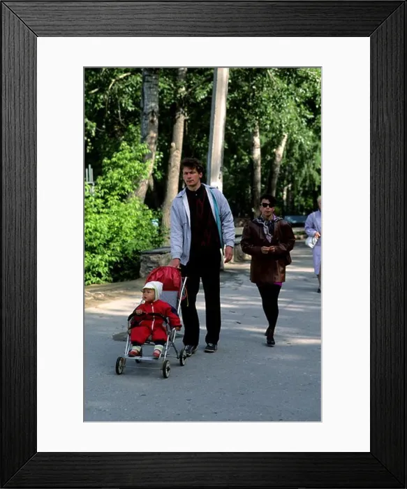 Framed Print : RUSSIA, SIBERIA, NOVOSIBIRSK, STREET SCENE Framed Print : RUSSIA, SIBERIA, NOVOSIBIRSK, STREET SCENE