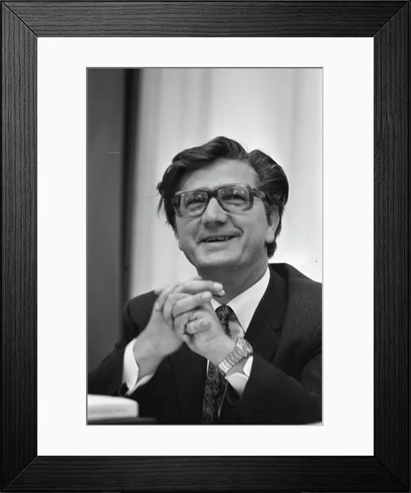 Framed Print : Anefo photo collection. The House of Representatives deals with the Traffic and Water Management budget Framed Print : Anefo photo collection. The House of Representatives deals with the Traffic and Water Management budget
