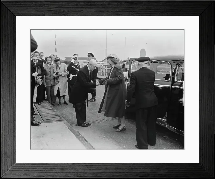 Framed Print : Anefo photo collection. Visit Royal Family on Noordoostpolder and Urk. July 13, 1951. Noordoostpolder, Urk Framed Print : Anefo photo collection. Visit Royal Family on Noordoostpolder and Urk. July 13, 1951. Noordoostpolder, Urk
