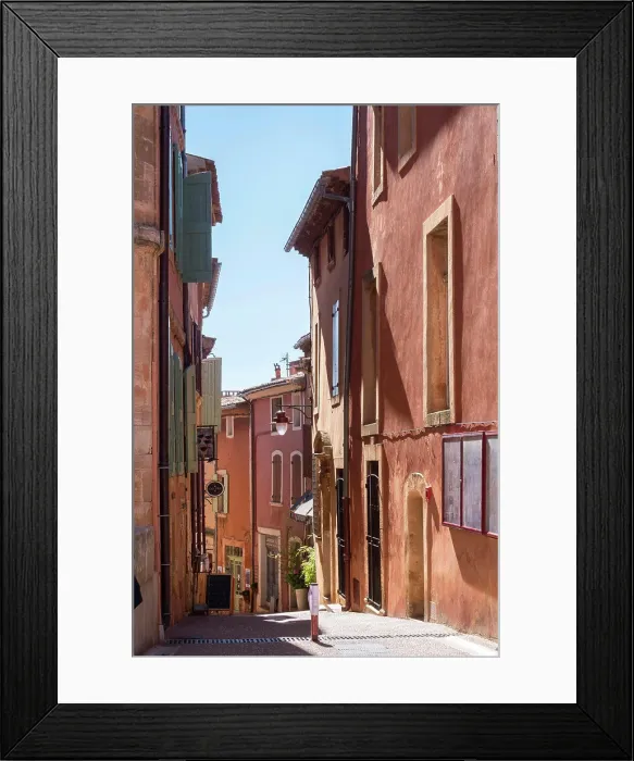 Framed Print : Narrow streets of Roussillon