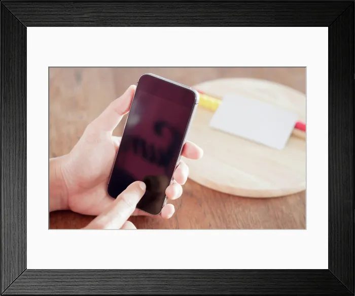 Framed Print : Smart phone in a woman's hand Framed Print : Smart phone in a woman's hand