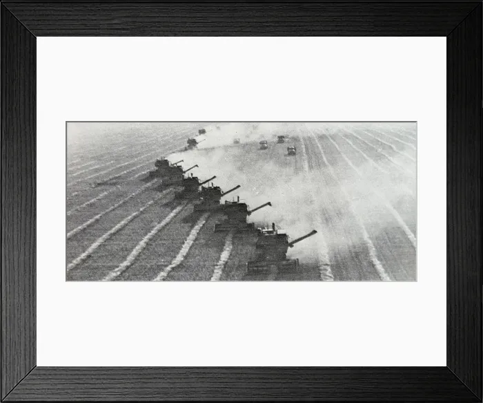 Framed Print : Collective farming in Orenburg, Russia. southeast of Moscow, 1980 Framed Print : Collective farming in Orenburg, Russia. southeast of Moscow, 1980