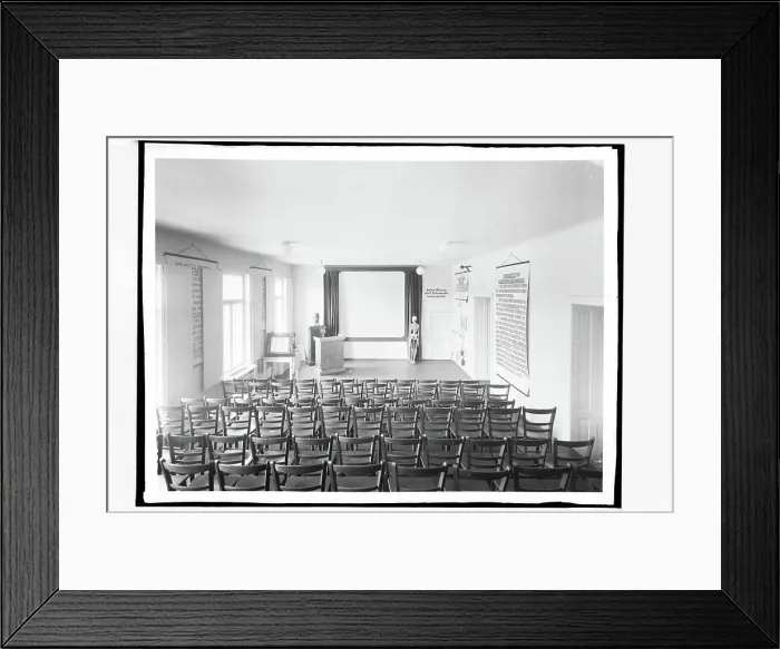 Framed Print : Accident hospital, th, Webergasse -, lecture hall Framed Print : Accident hospital, th, Webergasse -, lecture hall