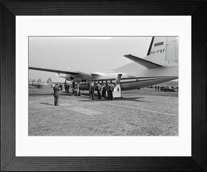 Framed Print : Anefo photo collection. Visit from the Canadian Governor General Roland Michener Framed Print : Anefo photo collection. Visit from the Canadian Governor General Roland Michener