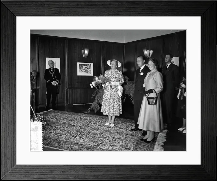 Framed Print : Anefo photo collection. Visit Princess Beatrix to Amsterdam Framed Print : Anefo photo collection. Visit Princess Beatrix to Amsterdam