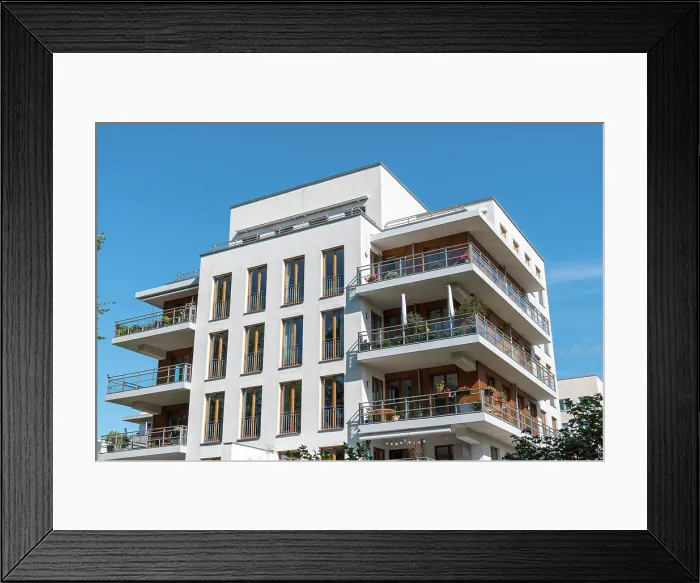 Framed Print : wohnhaus, eigentumswohnungen, apartment Framed Print : wohnhaus, eigentumswohnungen, apartment