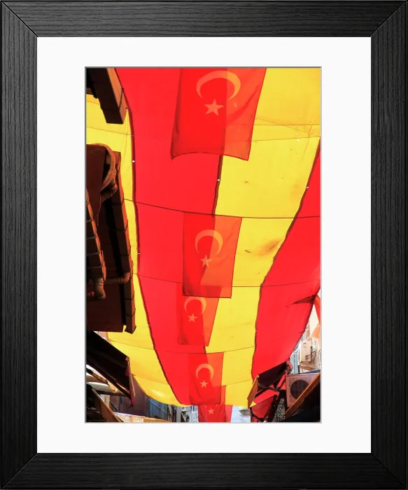 Framed Print : turkey, Istanbul, Sultanahmet district of Old Istanbul, street market, Turkish flags used as sun barriers Framed Print : turkey, Istanbul, Sultanahmet district of Old Istanbul, street market, Turkish flags used as sun barriers