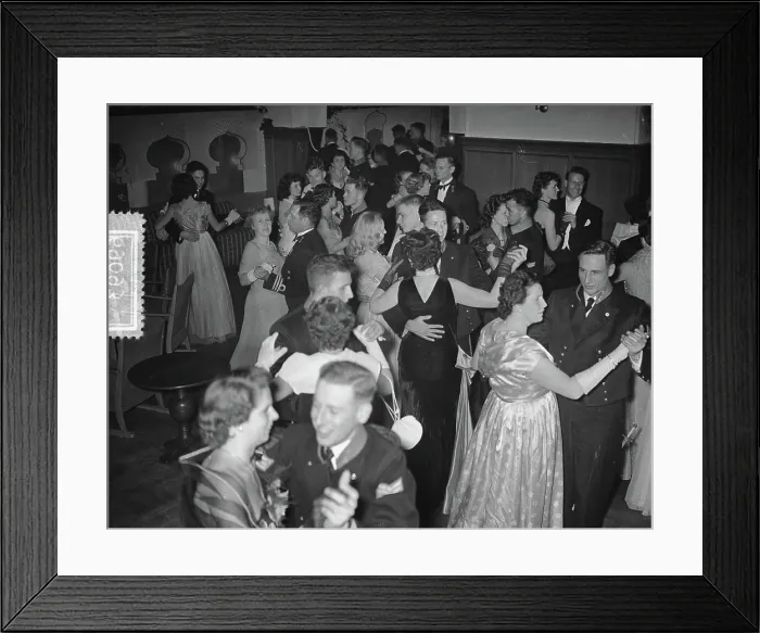 Framed Print : Anefo photo collection. Adel breasts Den Helder. December 17, 1954. Den Helder Framed Print : Anefo photo collection. Adel breasts Den Helder. December 17, 1954. Den Helder