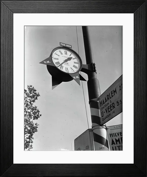 Framed Print : Anefo photo collection. Clock with peak hours. October 24, 1950 Framed Print : Anefo photo collection. Clock with peak hours. October 24, 1950