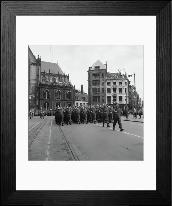 Framed Print : Anefo photo collection. Folk entertainment in Amsterdam Framed Print : Anefo photo collection. Folk entertainment in Amsterdam