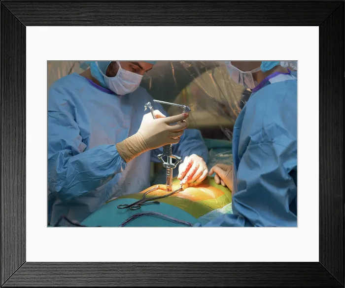 Framed Print : Reportage in the orthopedic surgery operating theatre in Pasteur 2 Hospital Framed Print : Reportage in the orthopedic surgery operating theatre in Pasteur 2 Hospital