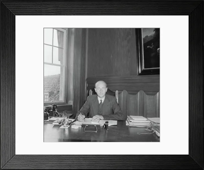 Framed Print : Anefo photo collection. Minister Sicco Mansholt in his office at the Ministry of Agriculture Framed Print : Anefo photo collection. Minister Sicco Mansholt in his office at the Ministry of Agriculture