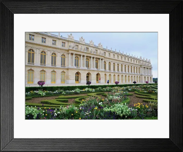 Framed Print : Versailles Gardens and Palace, Versailles, Ile-de-France, France Framed Print : Versailles Gardens and Palace, Versailles, Ile-de-France, France