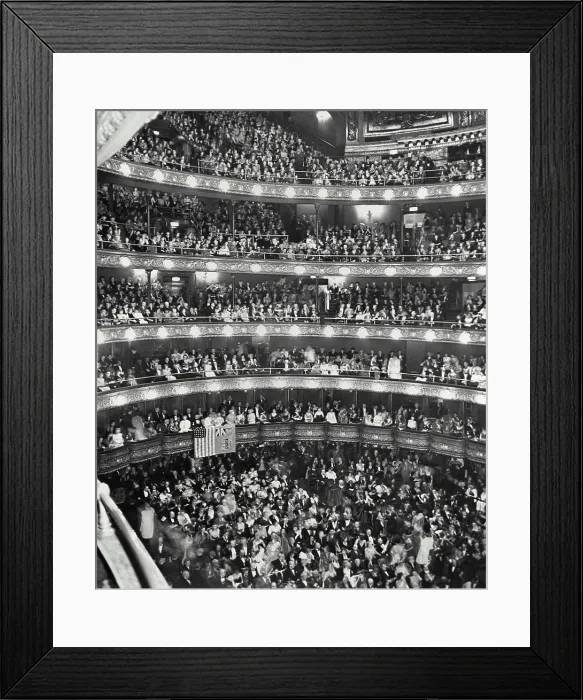Framed Print : Vintage photograph. New York City metropolitan opera house