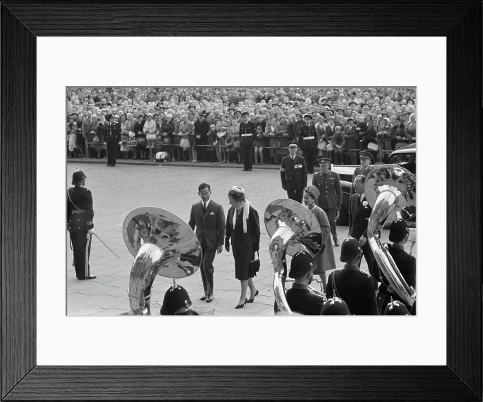 Framed Print : Anefo photo collection. Royal couple of Thailand visits Rotterdam. October 25, 1960. Rotterdam, Thailand