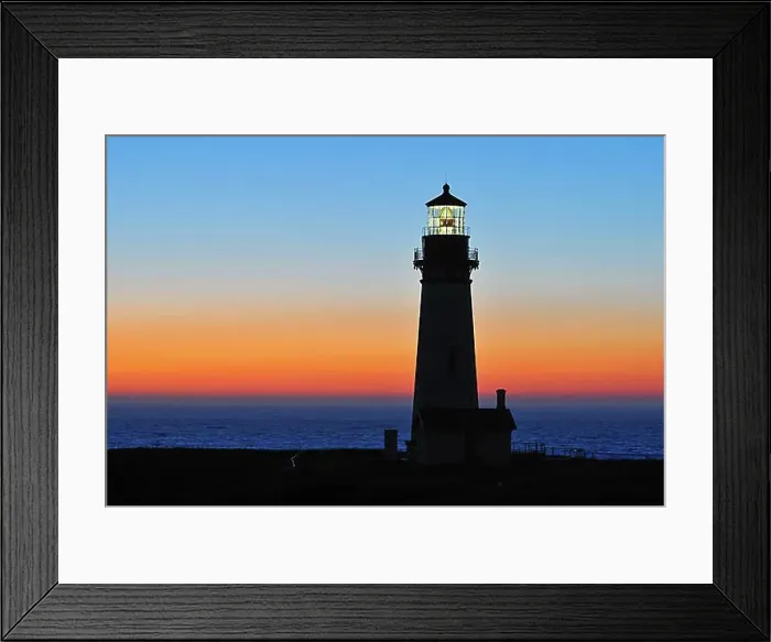 Framed Print : Yaquina Head Lighthouse, tallest lighthouse in Oregon