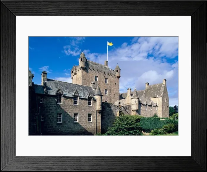 Framed Print : Cawdor castle in the sunlight, Nairn, Highlands, Scotland, Great Britain, Europe Framed Print : Cawdor castle in the sunlight, Nairn, Highlands, Scotland, Great Britain, Europe