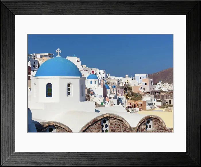 Framed Print : Altstadt von Oia oder Ia auf der Insel Santorin Framed Print : Altstadt von Oia oder Ia auf der Insel Santorin