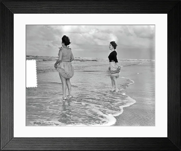Framed Print : Anefo photo collection. Last summer day on Zandvoort Framed Print : Anefo photo collection. Last summer day on Zandvoort
