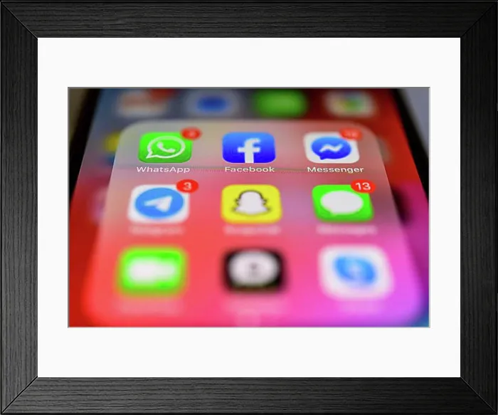 Framed Print : Facebook, Telegram and WhatsApp, social apps, app icons, display on mobile phone, smartphone, detail, full format Framed Print : Facebook, Telegram and WhatsApp, social apps, app icons, display on mobile phone, smartphone, detail, full format