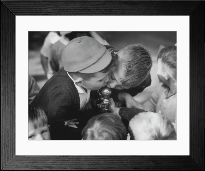 Framed Print : Thirst-Quencher for boys of the Erskineville Nursery School during their visit to the Botanic Gardens this morning Framed Print : Thirst-Quencher for boys of the Erskineville Nursery School during their visit to the Botanic Gardens this morning