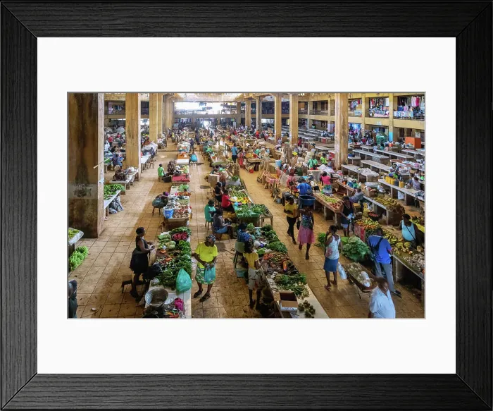 Framed Print : Markthalle des Mercado Municipal von São Tomé auf der Insel São Tomé in Westafrika *** Market Hall of Mercado Municipal Framed Print : Markthalle des Mercado Municipal von São Tomé auf der Insel São Tomé in Westafrika *** Market Hall of Mercado Municipal
