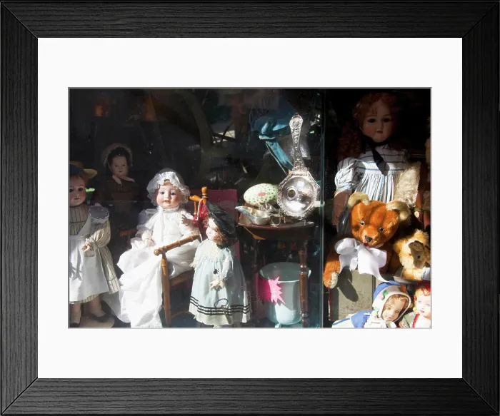 Framed Print : France, Paris. Famous Paris flea market, Les Puces de Saint-Ouen, offer a giddy assortment of antiques Framed Print : France, Paris. Famous Paris flea market, Les Puces de Saint-Ouen, offer a giddy assortment of antiques