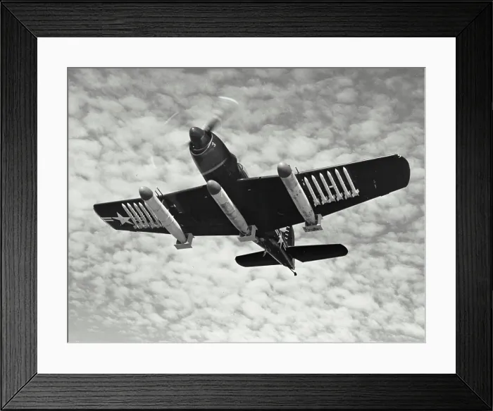 Framed Print : Vintage photograph. Martin AM-1 mauler, the navy largest, fastest, most heavily armed carrier based dive torpedo bomber Framed Print : Vintage photograph. Martin AM-1 mauler, the navy largest, fastest, most heavily armed carrier based dive torpedo bomber