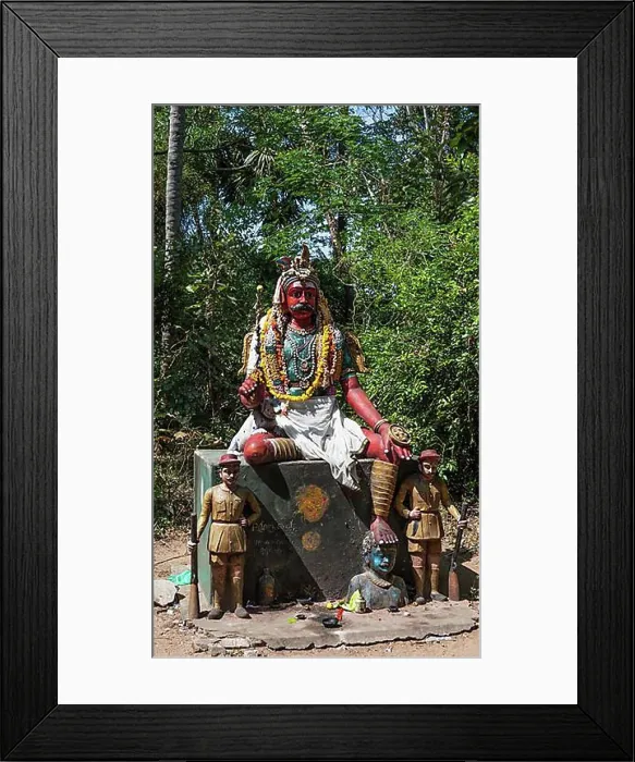 Framed Print : Statue of the god Madurai Veeran, Mandavi, Tamil Nadu, India, Asia Framed Print : Statue of the god Madurai Veeran, Mandavi, Tamil Nadu, India, Asia