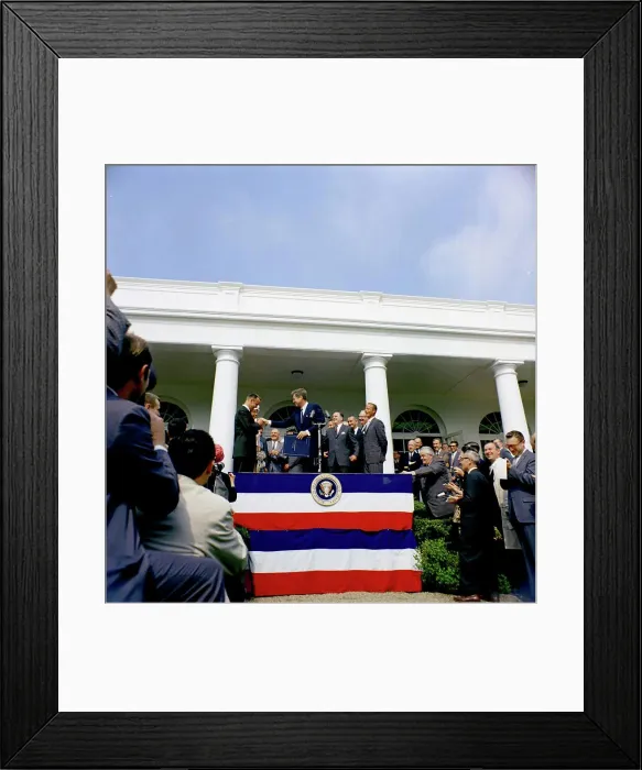 Framed Print : Presentation of the NASA (National Aeronautics and Space Administration) Distinguished Service Medal (DSM) Framed Print : Presentation of the NASA (National Aeronautics and Space Administration) Distinguished Service Medal (DSM)
