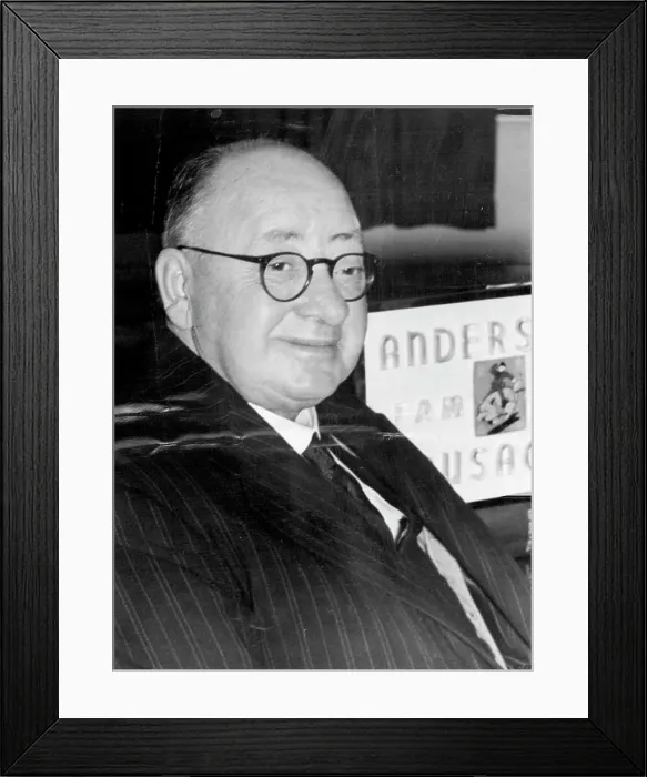 Framed Print : Mr. Anderson... horse named 'Sausajacks' Background of racehorse 'Sausajacks' - A Framed Print : Mr. Anderson... horse named 'Sausajacks' Background of racehorse 'Sausajacks' - A