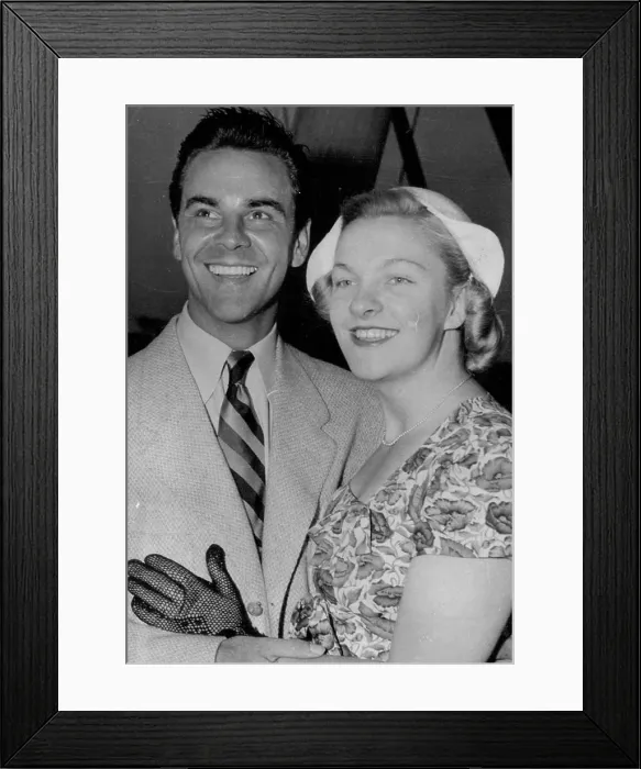 Framed Print : Home for Christmas after 13 years in America