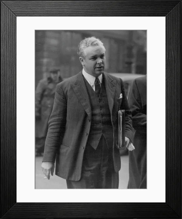 Framed Print : Home Office Pathologist To Be Called For Hume Defence -- Dr Framed Print : Home Office Pathologist To Be Called For Hume Defence -- Dr