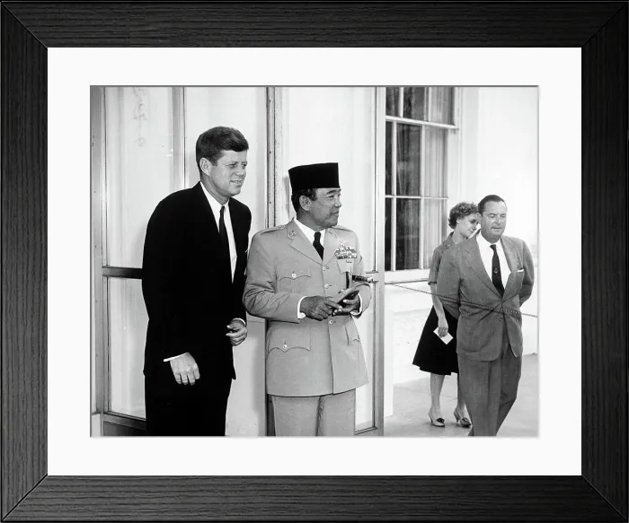 Framed Print : Arrival ceremonies for Sukarno