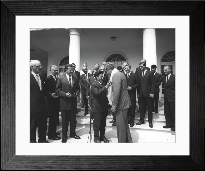 Framed Print : Presentation of the National Geographic Society (NGS) Hubbard Medal to members of the American Mount Everest Expedition Framed Print : Presentation of the National Geographic Society (NGS) Hubbard Medal to members of the American Mount Everest Expedition