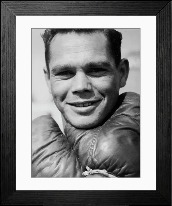 Framed Print : Clem Sands who meets Harry Hayes at the stadium on Monday night. August 31, 1948 Framed Print : Clem Sands who meets Harry Hayes at the stadium on Monday night. August 31, 1948