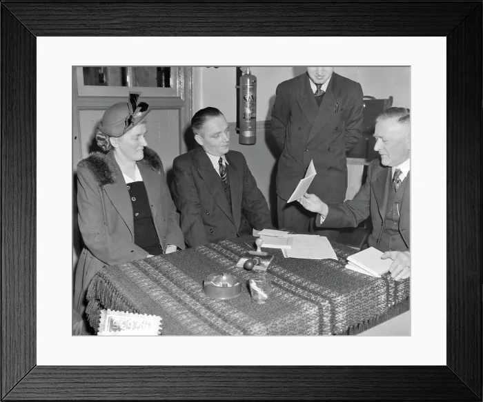 Framed Print : Anefo photo collection. 4,000,000 Postal saver ceremony Gorkum. February 7, 1952. Gorinchem