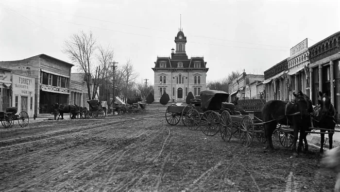 Framed Print : 1910 MAIN STREET OF COTTONWOOD FALLS KANSAS & CHASE COUNTY COURTHOUSE DESIGNED BY KANSAS STATE CAPITAL ARCHITECT JOHN G Framed Print : 1910 MAIN STREET OF COTTONWOOD FALLS KANSAS & CHASE COUNTY COURTHOUSE DESIGNED BY KANSAS STATE CAPITAL ARCHITECT JOHN G