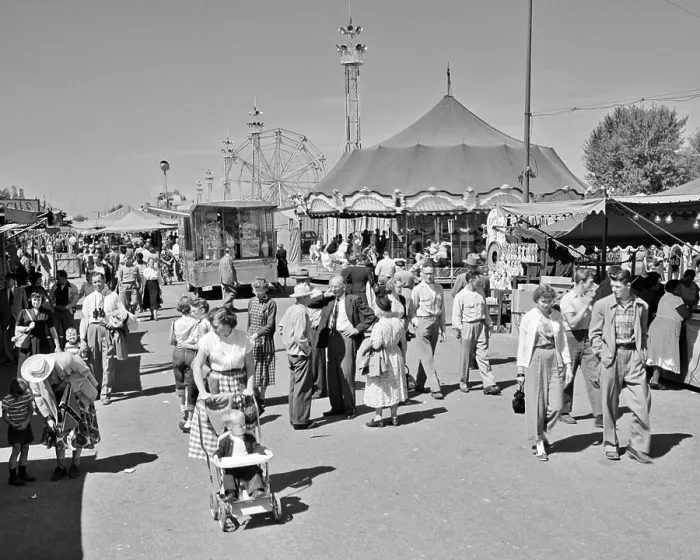 Framed Print : 1950s CROWD MEN WOMEN TEENAGERS CHILDREN ATTENDING WALKING ON THE MIDWAY OF THE YORK COUNTY FAIR PENNSYLVANIA USA Framed Print : 1950s CROWD MEN WOMEN TEENAGERS CHILDREN ATTENDING WALKING ON THE MIDWAY OF THE YORK COUNTY FAIR PENNSYLVANIA USA