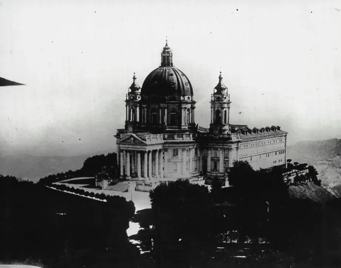 Framed Print : An aerial photograph of the Basilica di Superga