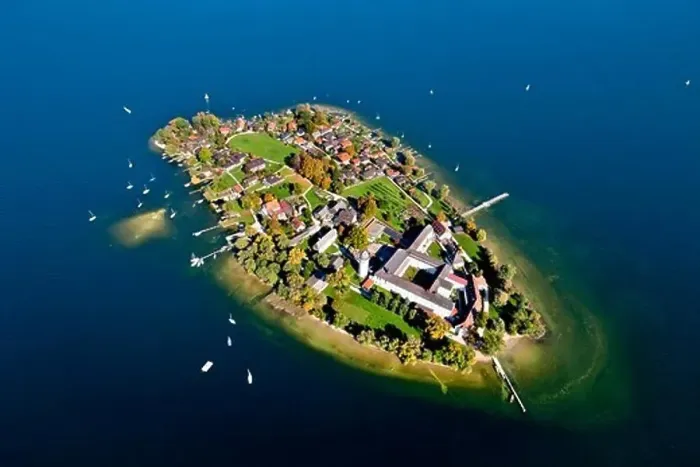 Framed Print : Aerial view of the Frauenchiemsee Abbey Framed Print : Aerial view of the Frauenchiemsee Abbey