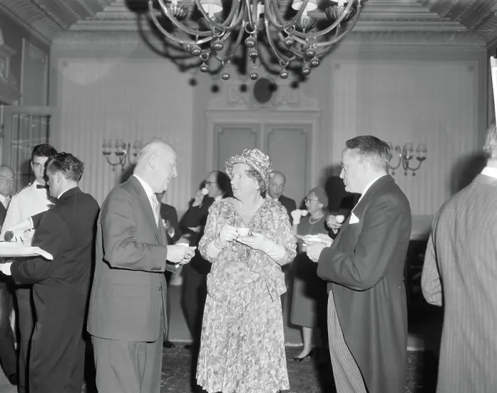 Framed Print : Anefo photo collection. Queen Juliana present at fifty anniversary Association of Dutch municipalities Links Mr Framed Print : Anefo photo collection. Queen Juliana present at fifty anniversary Association of Dutch municipalities Links Mr