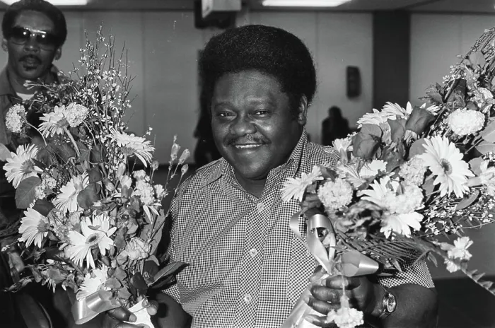 Framed Print : Anefo photo collection. Arrival FATS Domino at Schiphol i Framed Print : Anefo photo collection. Arrival FATS Domino at Schiphol i