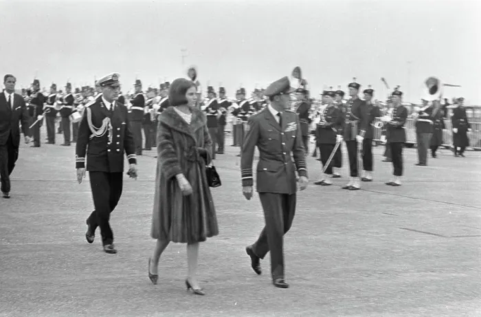 Framed Print : Anefo photo collection. Arrival Greek royal couple at Schiphol Framed Print : Anefo photo collection. Arrival Greek royal couple at Schiphol
