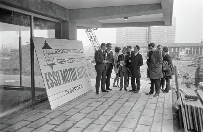 Framed Print : Anefo photo collection. Assignment Esso Motor Hotel. November 23, 1968 Framed Print : Anefo photo collection. Assignment Esso Motor Hotel. November 23, 1968