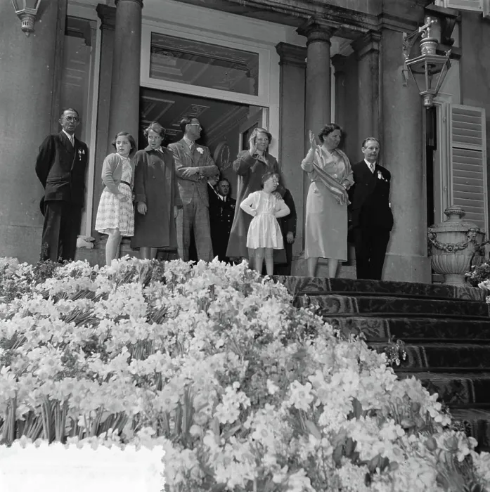 Framed Print : Anefo photo collection. Birthday Queen Juliana Soestdijk Framed Print : Anefo photo collection. Birthday Queen Juliana Soestdijk