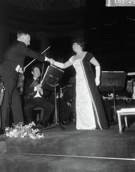 Framed Print : Anefo photo collection. Grand Gala du Disque Classique 1965 in the Concertgebouw in Amsterdam Framed Print : Anefo photo collection. Grand Gala du Disque Classique 1965 in the Concertgebouw in Amsterdam