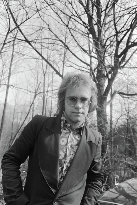 Framed Print : Anefo photo collection. Pop singer Elton John in the Netherlands; Elton John, head. 17 February 1971